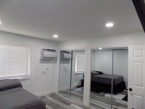 5147 East River Rd, Chicago IL  60656-2866 exterior