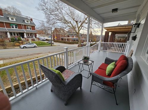 835 Heberton St, Pittsburgh PA  15206-2227 exterior