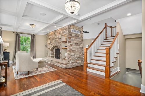 230 Essex Ave, Saint Louis MO 63122-3627 exterior