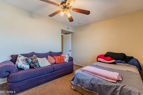 3401 Crocus Dr, Phoenix AZ 85032-5419 exterior