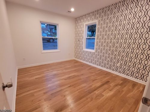 9 Apache Trl, Rockaway NJ  07866-1028 exterior