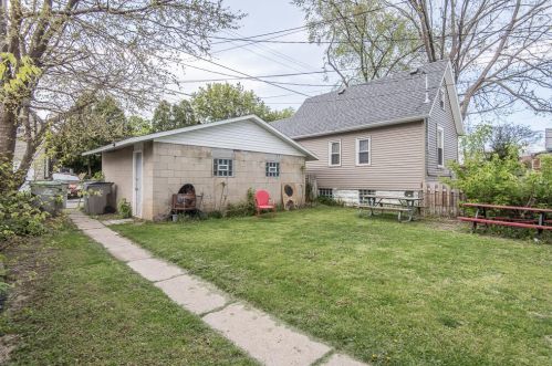 1767 Pearl St, Milwaukee WI 53204-3165 exterior