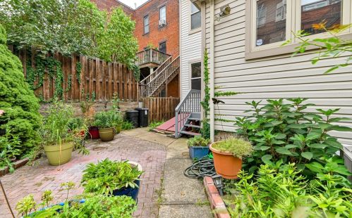 614 Avery St, Pittsburgh PA 15212-5602 exterior