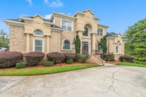 5661 Rutland Trce, Lithonia GA  30058-3204 exterior