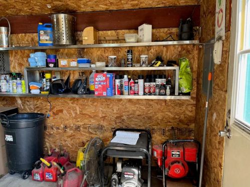 4037 Brooks Rd, Meskegon MI 49444-9721 exterior