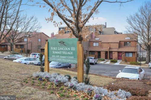 2905 Carlton Ave, Washington DC 20018-2615 exterior