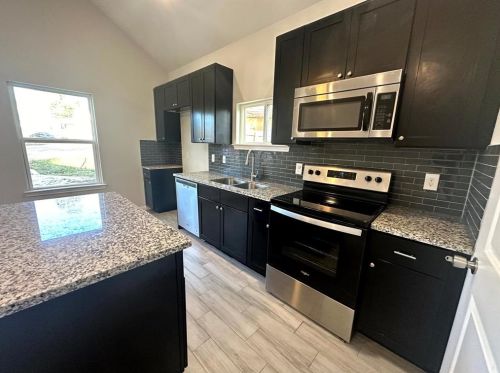 16314 Eastchase, Montgomery TX  77316-6700 exterior