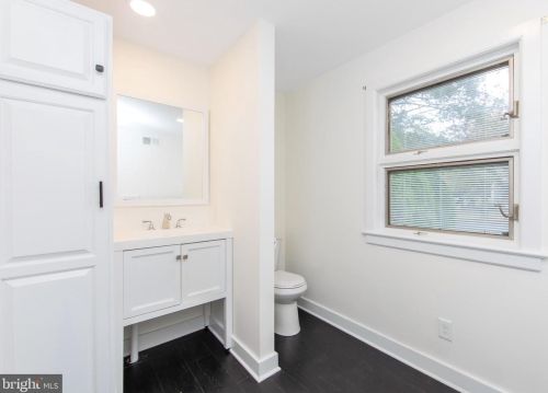 31 Graisbury Ave, Camden NJ 08106-2035 exterior