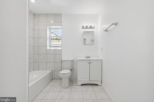 5210 Cedar Ave, Philadelphia PA  19143-1525 exterior