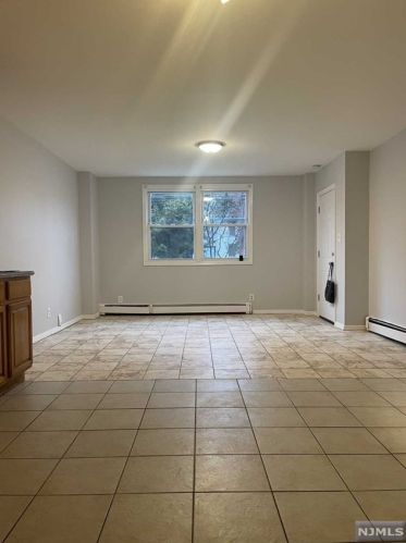 240 Forest Ave, Teaneck NJ  07666-5752 exterior