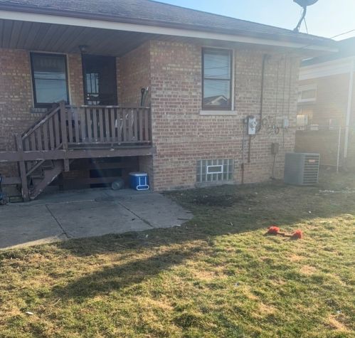 3720 80th St, Chicago IL 60652-2416 exterior