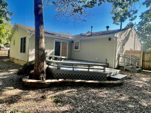 308 Enterprise Dr, Lacey NJ 08731-1815 exterior