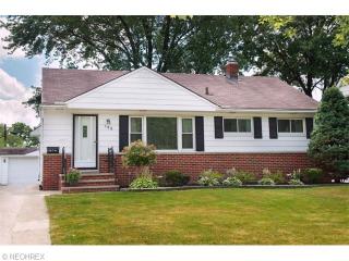 190 Gould Ave, Cleveland OH  44146-2613 exterior