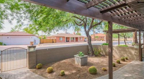 2805 13th Ave, Phoenix AZ 85007-4138 exterior