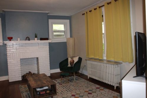 109 Race St, Pittsburgh PA  15218-1337 exterior