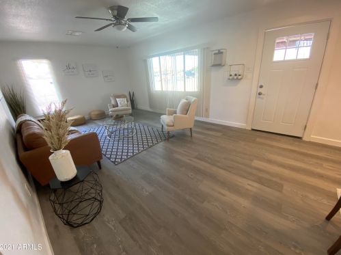 3017 81st Dr, Phoenix AZ  85033-4760 exterior