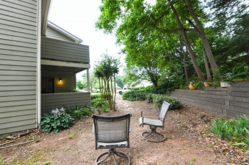 3368 Ivys Walk, Atlanta GA 30340-4042 exterior