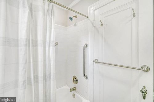 9111 Louis Ave, Silver Spring MD  20910-2129 exterior