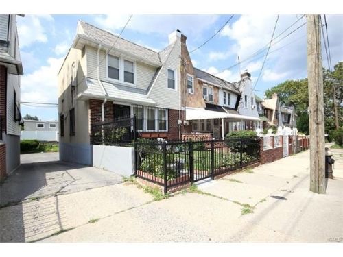 2259 Cincinnatus Ave, Bronx, NY 10473-1403