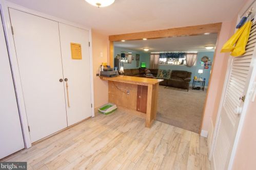 8218 Colfax St, Philadelphia PA 19136-1904 exterior