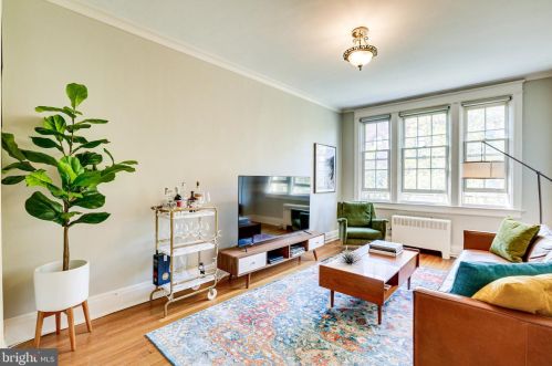 1835 Phelps Pl, Washington DC 20008-1851 exterior