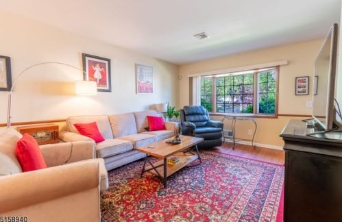 1021 Jefferson Ave, Rahway NJ 07065-2721 exterior