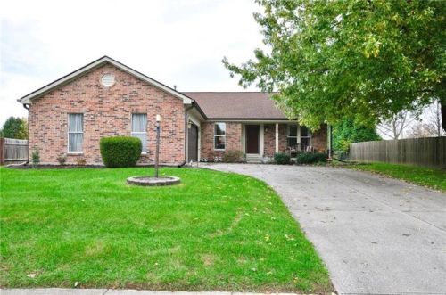 11603 Holland Dr, Fishers IN  46038-1434 exterior