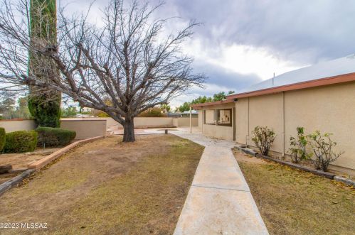 9022 5th St, Tucson AZ  85710-3044 exterior