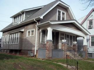 2007 12th St, Milwaukee WI  53221-1719 exterior