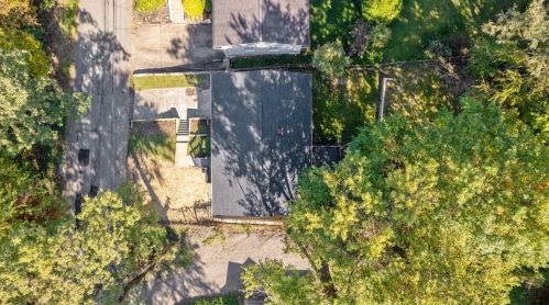 527 Pennview Dr, Pittsburgh PA 15235-4434 exterior