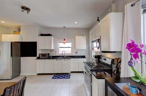 15 Armington Ave, Providence RI 02908-5202 exterior