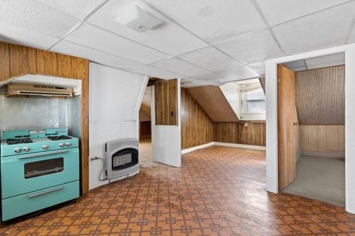 107 Penn St, Providence RI 02909-1326 exterior