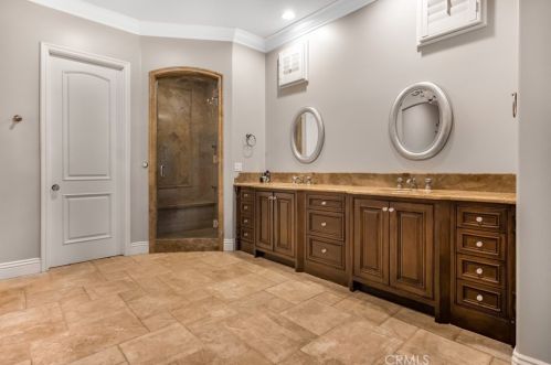 1241 Valencia Mesa Dr, Fullerton CA 92833-2220 exterior