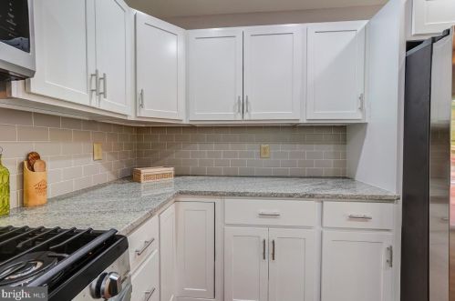 717 Twin Holly Ln, Silver Spring MD 20910-4665 exterior