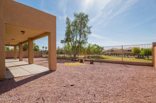 6810 39 Ln, Phoenix AZ 85029-3000 exterior