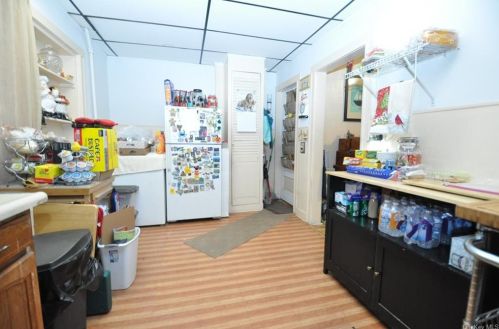 17 Harrison St, Middletown NY 10940-3825 exterior