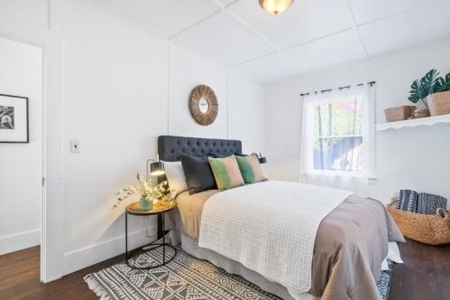 425 Riverview Ave, Capitola CA 95010-2757 exterior