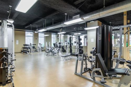 400 17th St, Atlanta GA 30363-1045 exterior