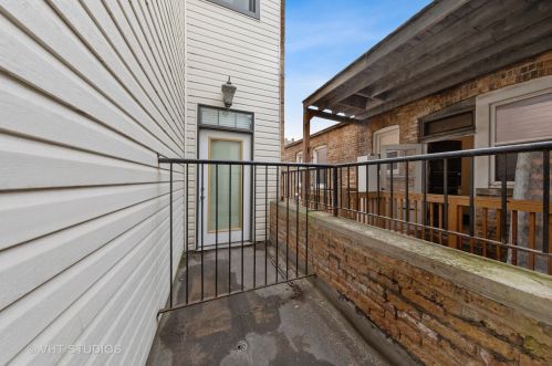 4346 Pulaski Rd, Chicago IL  60641-2773 exterior