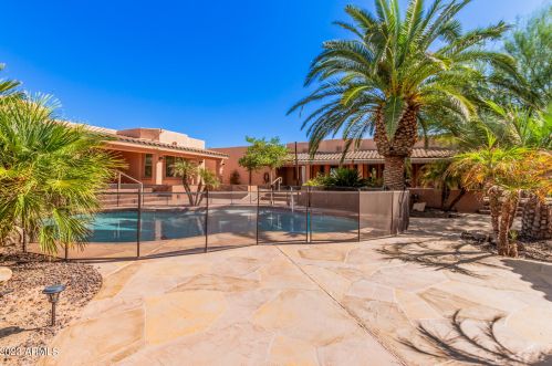 16402 40 Pl, Phoenix AZ 85050-8973 exterior