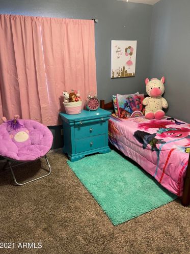 5633 42nd St, Phoenix AZ 85050-3377 exterior