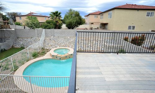 8517 Ramona Madera Ln, Tucson AZ  85747-5712 exterior