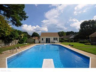 1321 Fordyce Dr, Chesapeake, VA 23322-4320