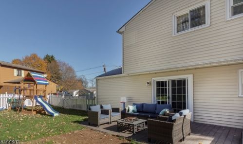 138 College View Dr, Hackettstown NJ  07840-1022 exterior