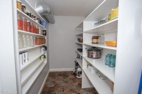 21259 Madison Ave, Big Rapids MI 49307-9754 exterior