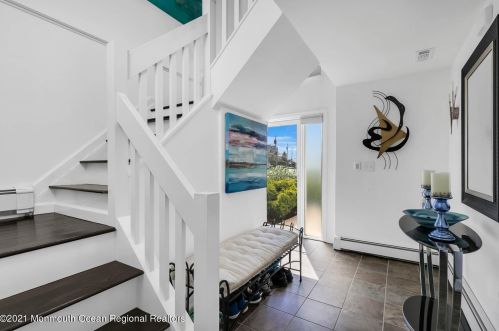 7 Gdn Way, Locust NJ 07760-2213 exterior