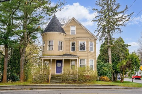 1552 Congress St, Portland ME 04102-3333 exterior