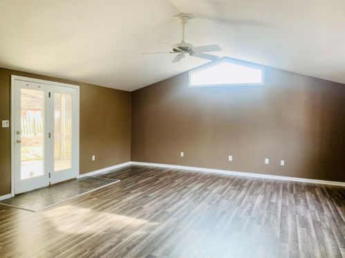 217 Johnston Rd, Pittsburgh, PA 15235-1615