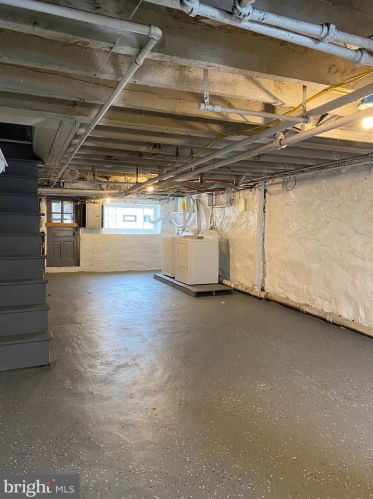 6242 Hazel Ave, Philadelphia PA 19143-1937 exterior