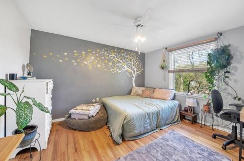 589 Clemson Dr, Pittsburgh PA 15243-1736 exterior